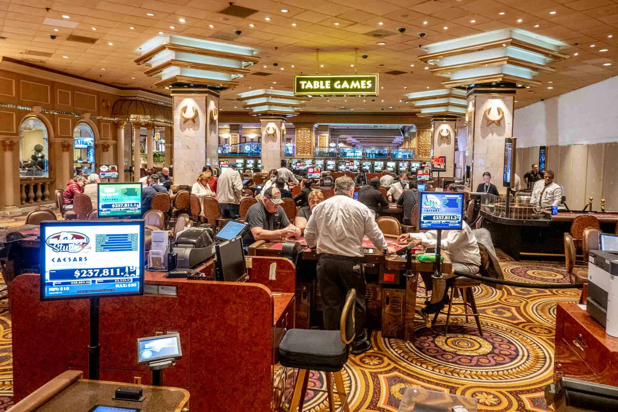 Canlı Casino Girişi: Hızlıca Oyunun İçine Dalın