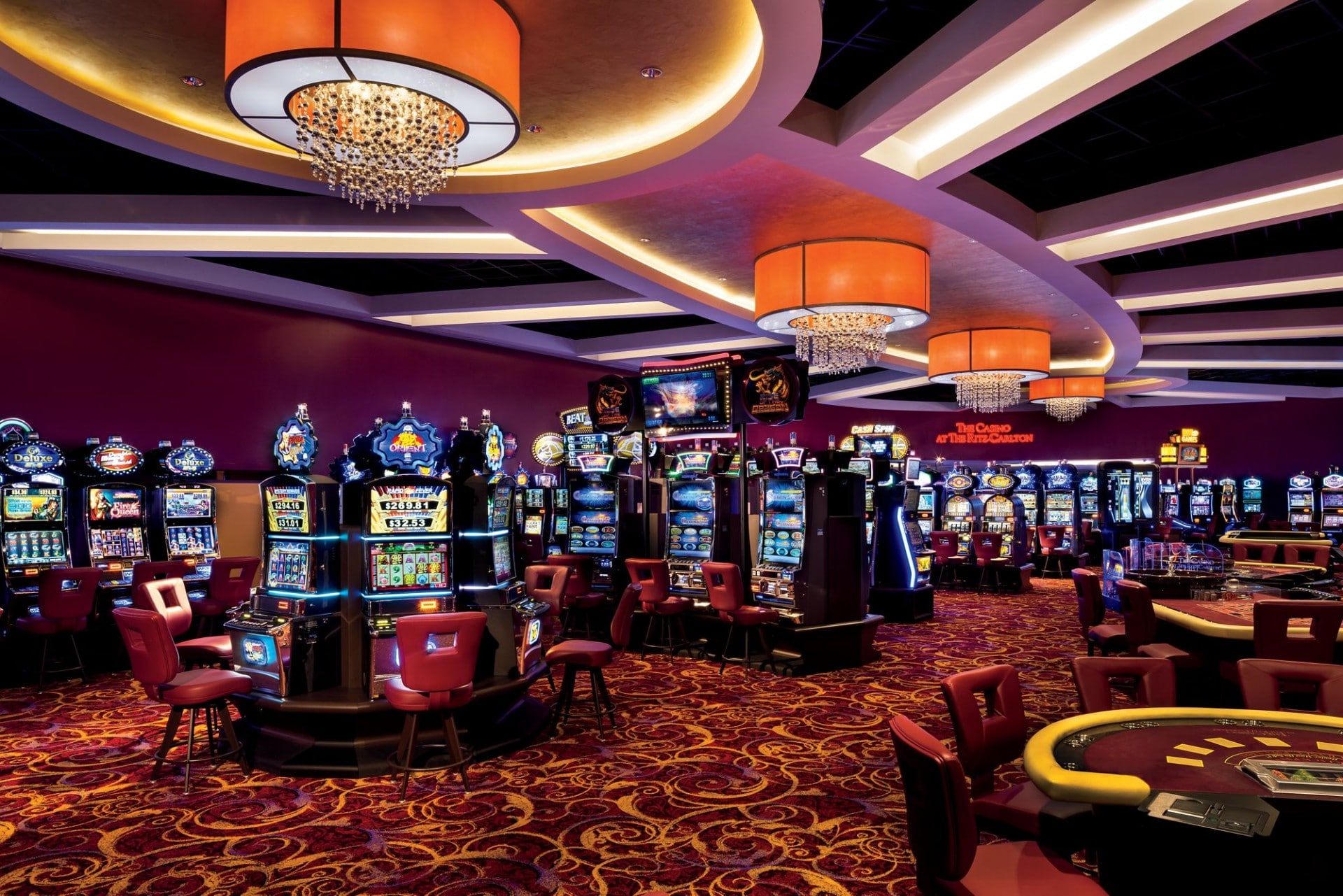 Slot Makinelerinde Zafer: Gizli Stratejiler ve Analizler